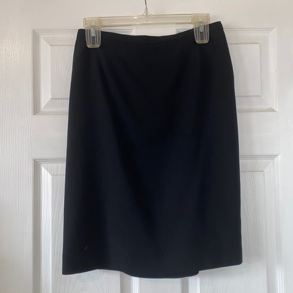 Vestimenta Spa Classic Pencil Skirt